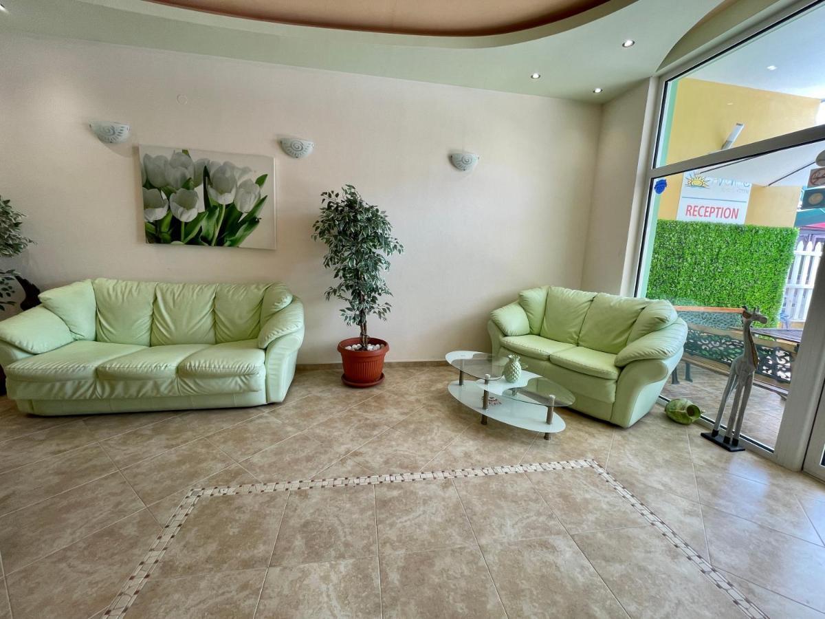 Family Hotel Avenue Китен Екстер'єр фото