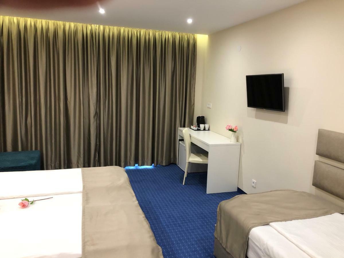 Family Hotel Avenue Китен Екстер'єр фото