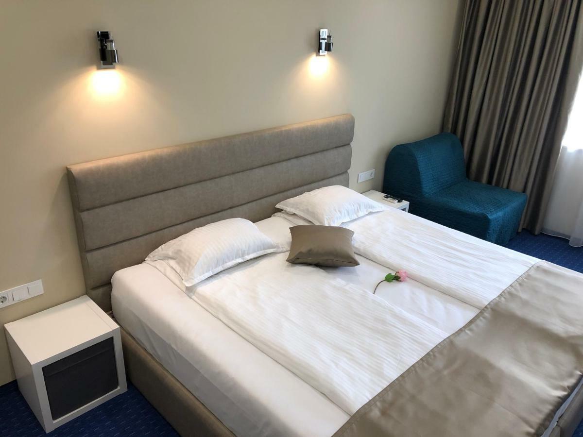 Family Hotel Avenue Китен Екстер'єр фото