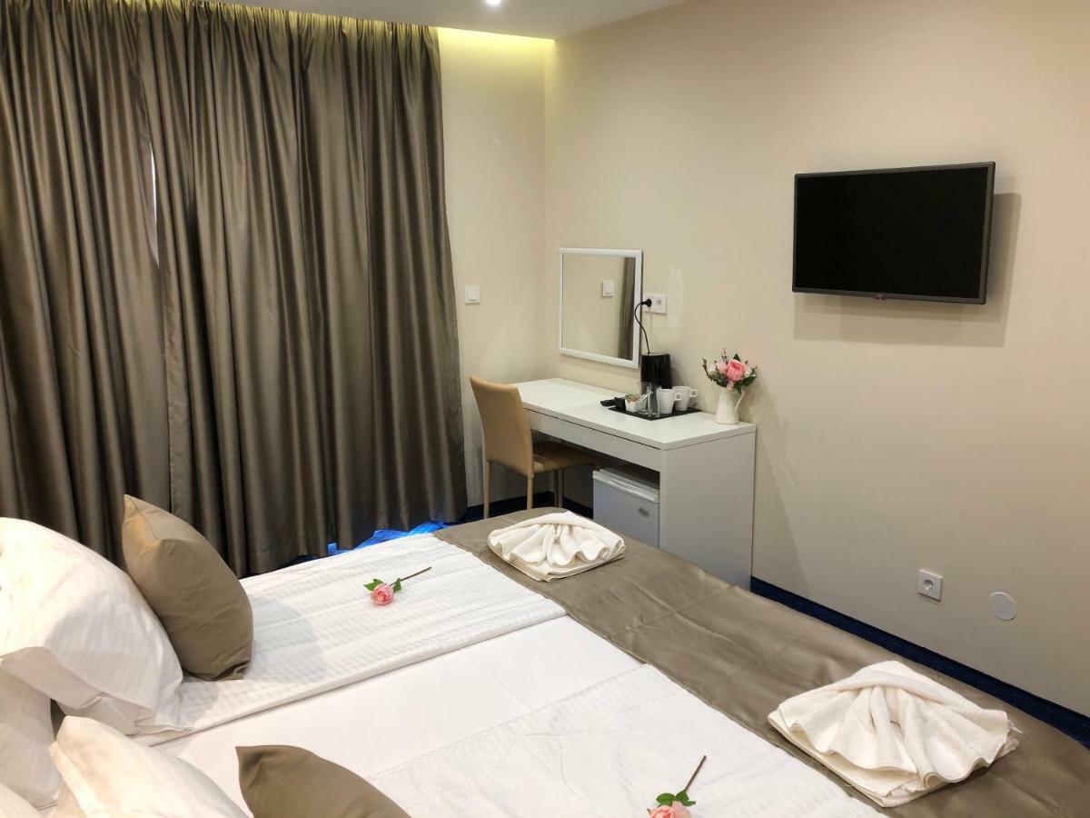 Family Hotel Avenue Китен Екстер'єр фото
