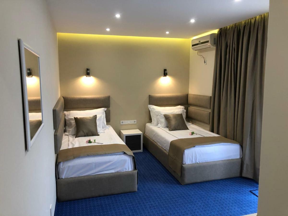 Family Hotel Avenue Китен Екстер'єр фото