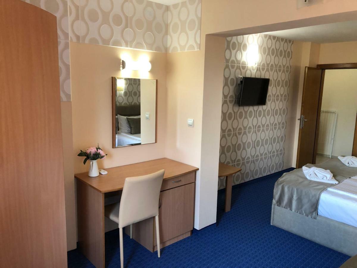 Family Hotel Avenue Китен Екстер'єр фото