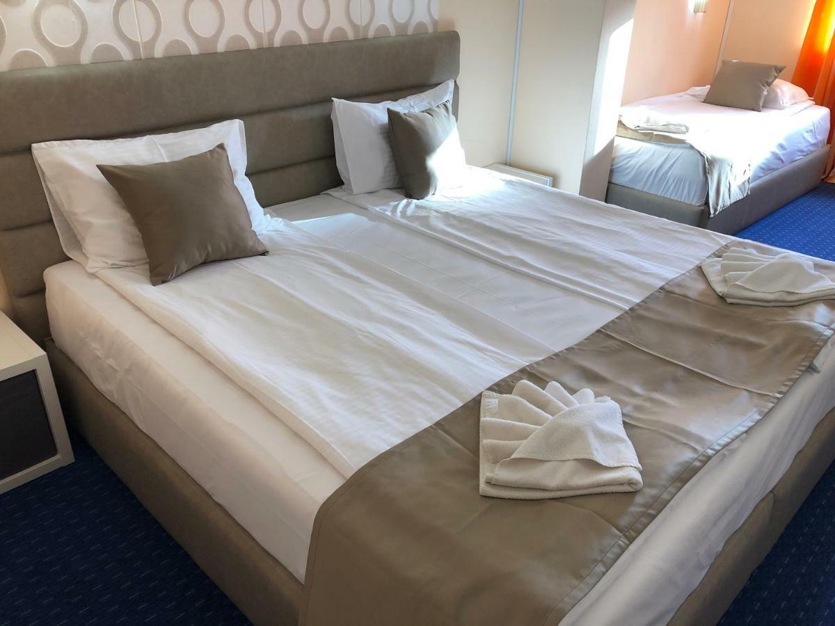 Family Hotel Avenue Китен Екстер'єр фото
